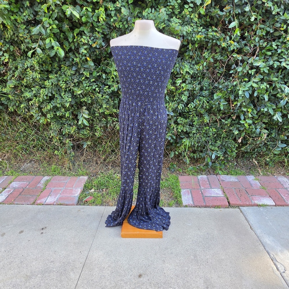 Olivaceous Strapless Jumpsuit L Black Floral Smocked Boho Wide Leg Vacation